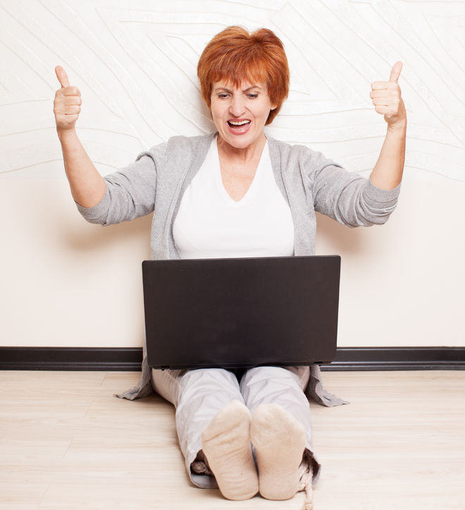 woman at a computer